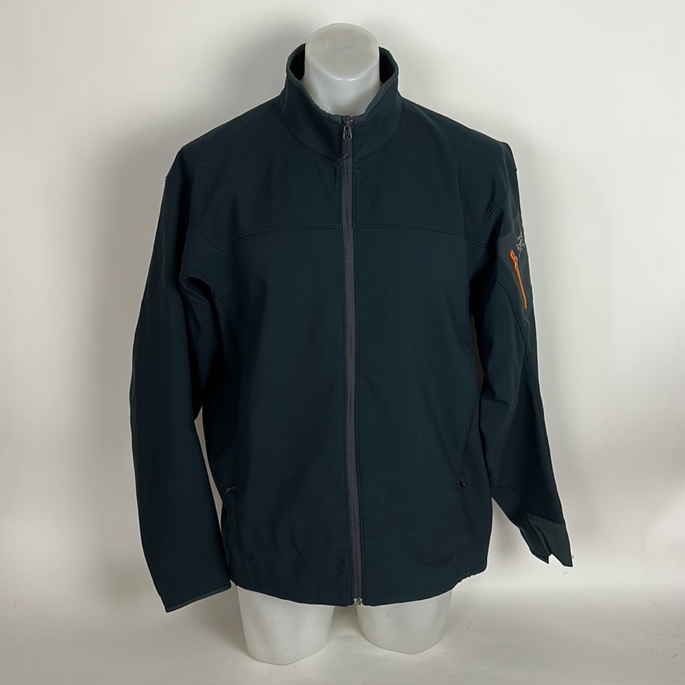Arc’teryx Men’s Epsilon AR Softshell Gorpcore Wind-Resistant Hiking Jacket XL